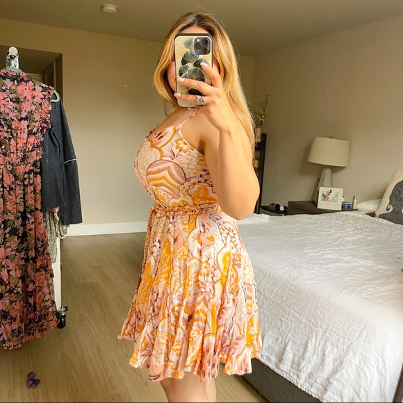 RHODE | Casey 70’s Floral Mini Dress Sz: Small - Picture 5 of 12